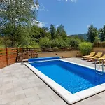 Pet Friendly In 度假居 Plesce